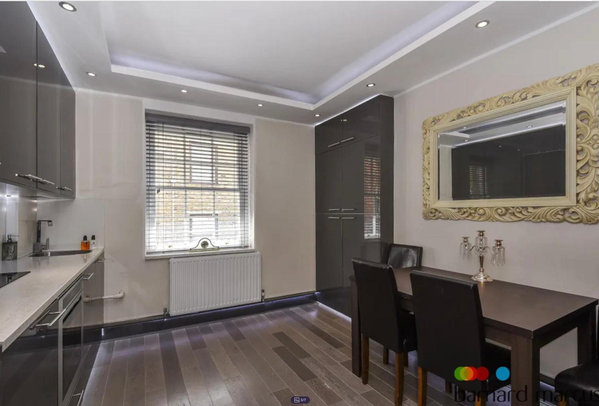 Covent Garden Two Bedroom Flat London Bagian luar foto